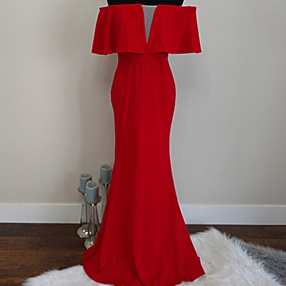 🆕Cherry Red Flounce/Off Shoulder Gown - Picture 2 of 7